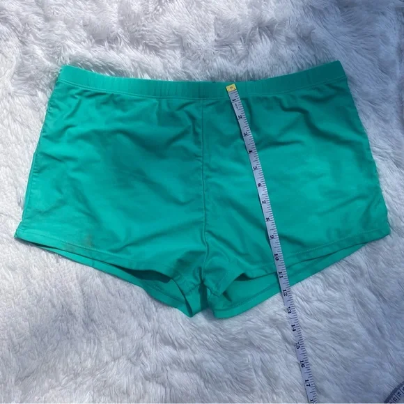 2 Piece Swimsuit With Swim Shorts - Picture 5 of 13